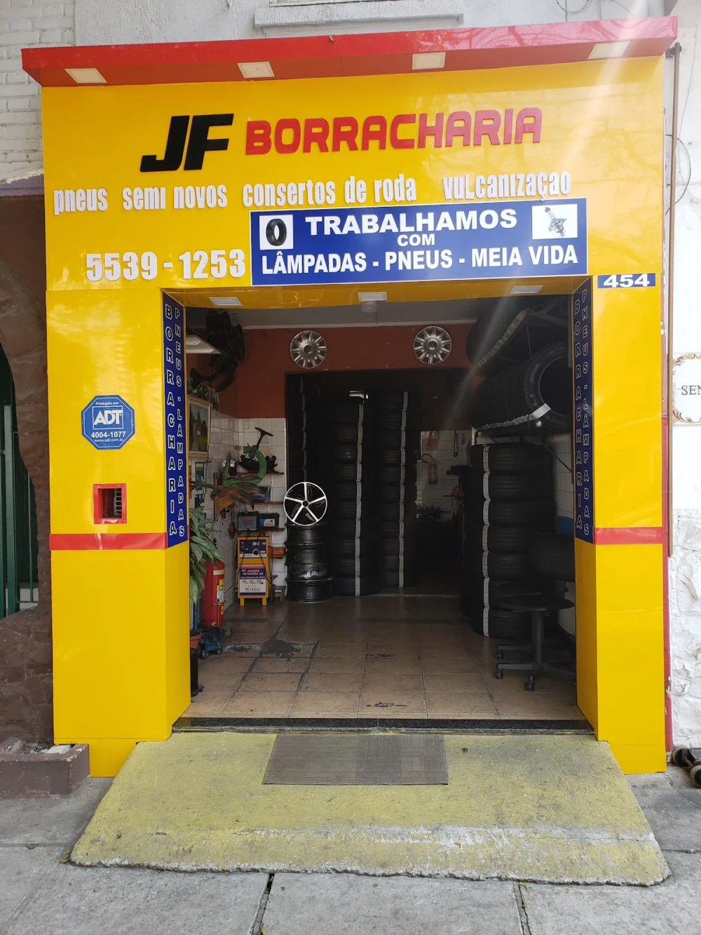 JF BORRACHARIA
